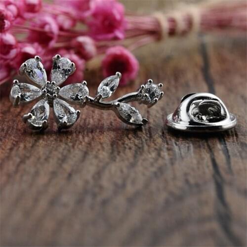 Vintage Zircon Flower Brooches for Women Men Trendy Silver Color Clothes Pins Exquisite Suit Collar Brooch Cardigan Accessories