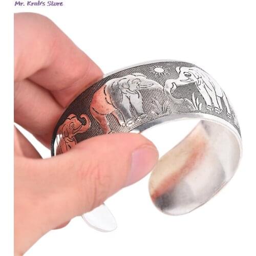 Beautiful Vintage Elephant Tortoise Printing Bracelets Wide Tibet Silver Plated Totem Cuff Bracelets Bangles