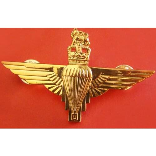 UK British ROYAL PARATROOPER METAL WINGS HAT BERET COCKADE CROWN BROOCH BADGE PIN GOLD