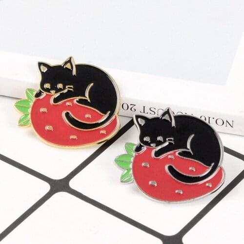 Fashion Gold Silver Cats Enamel Pin Fruit Berry Badge Brooch Bag Clothes Lapel pin Cartoon Animal Women Jewelry accessories Gift