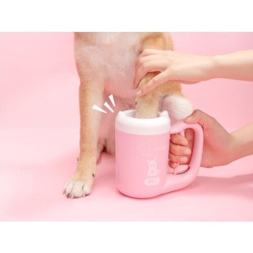 Outdoor portable pet dog paw cleaner cup soft silicone foot washer clean dog paws one click manual quick feet wash cleaner