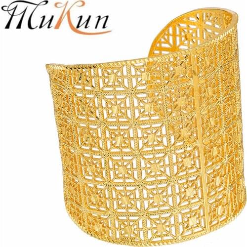 2021 New Bracelet Design Dubai Gold Color Fashion Wedding Bridal Accessories Costume Necklace Set African Costume Jewelry