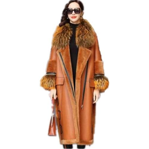 NEW Real sheepskin jacket women plus size Luxury clothes European style Womens leather jackets Haute couture Raccoon fur collar