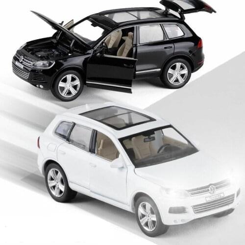 1:32 Scale Alloy Diecast Car Model For TheVolks wagen Touareg Collection Metal Model Pull Back Toys Car With Sound&Light
