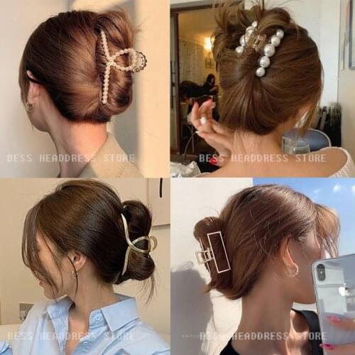 Fashion Women Hair Claw Metal Hollow Simple Geometric Hairpin Elegant Cross Crab Bath Clip Girl Lady Headwear Hair Accessories