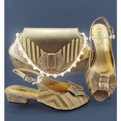 2020 INS New Design Golden Color Italian Women Shoes and Bag to Match Mature Style Matching Shoes and Bag Set for Party