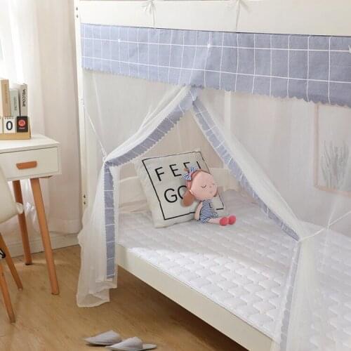 The upper bunk and lower bunk of the student mosquito net dormitory are shaded by 0.9m dust-proof