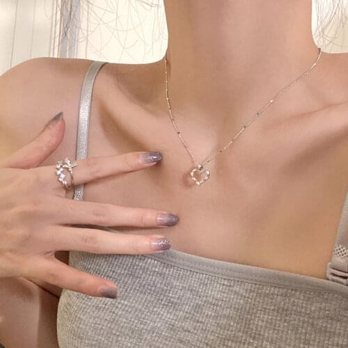 ANENJERY 925 Sterling Silver Zircon Disc Chain Heart Necklace For Women Simple Light Luxury Niche Design Jewelry