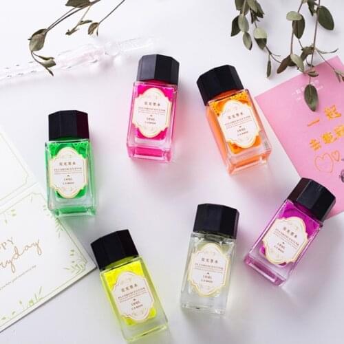 18ml Non-Carbon Magic Invisible Ink for Fountain Glass Dip Pen Creative Fluorescent Ink Graffiti UV Light Stationery