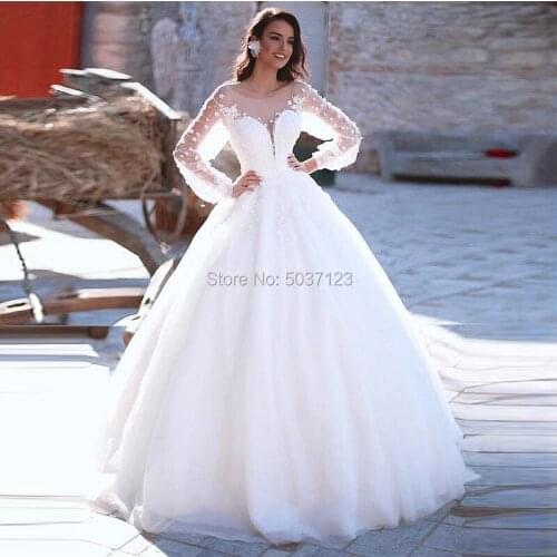 Long Lantern Sleeves Ball Gown Wedding Dresses Scoop 3D Flowers Backless Floor Length Bridal Gown Custom Made