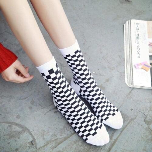 2 Pairs Of Men And Women Harajuku Trend Checkerboard Plaid Socks Retro Small Check All-match Cotton Hip-hop Novelty Tube Socks