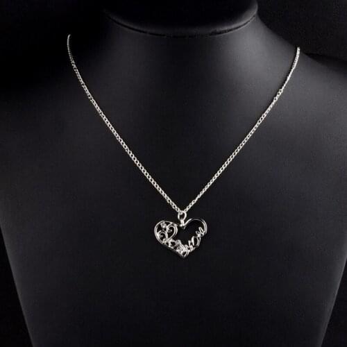 Heart-shaped rhinestone MOM pendant necklace for women Simple sweet personality clavicle chain Mothers day moms gift wholesale