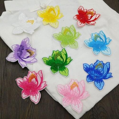 100pcs/lot Embroidery Patches Lotus Flower Jacket Jean Backpack Clothing Decoration Accessories Diy Iron Heat Transfer Applique