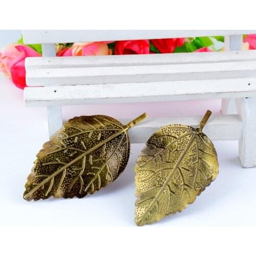 MIAOCHI 5Pcs Antique Bronze Filigree Leaf Connectors Embellishments Metal Crafts Decoration DIY Findings 6.6x3.3cm F0441