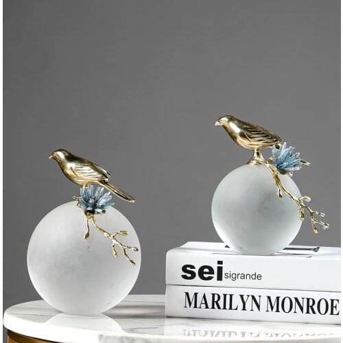 Luxury Bird With Blue Natural Crystal Stone Decor Home Furnishing Living Room Decoration Soft Frosted Crystal Ball Ornaments