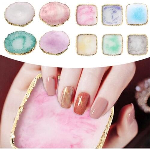 Resin Stone Color Palette False Nail Tips Drawing Nail Color Palette Gel Polish Display Nail Color Mixing Display for Manicure