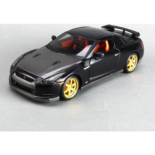 Maisto 1:24 Diecast Model Car Skyline GTR R35 Matte black Metal Racing Vehicle Play Collectible Models Sport Cars toys For Gift