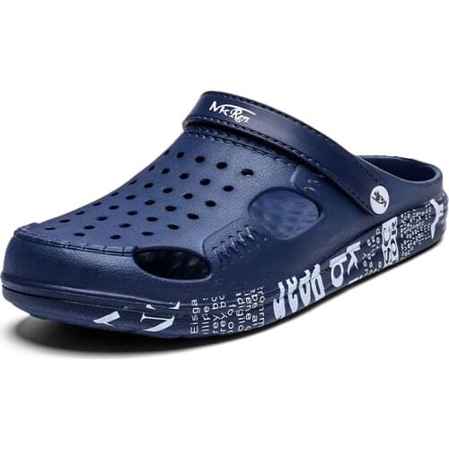 2021 Men Sandals Casual Summer Hole Shoes Clogs Lovers Home Garden Outdoor Indoor Beach Flat Slippers