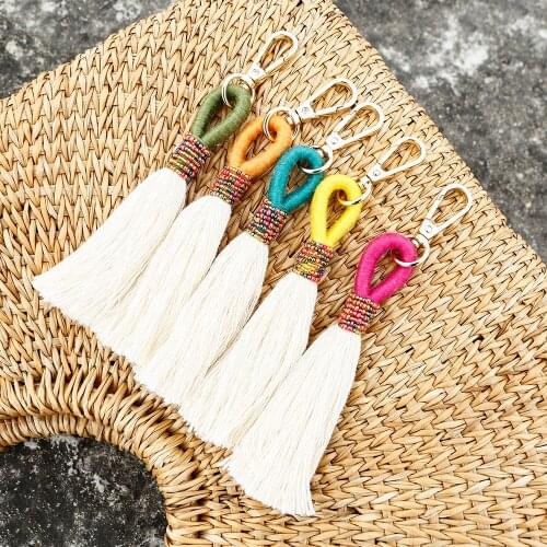 Hand-Woven Bohemian Style Tassel Key Chain Ins Hot Selling Strings Knot Rice Beads European and American Handbag Pendant