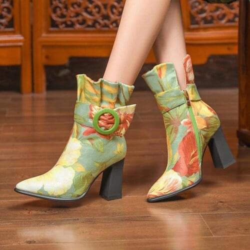 Winter Retro Floral Print Women Boots Flock Pointed Toe 2020 New Sewing Handmade High Heels Vintage Concise Ankle Platform Boots