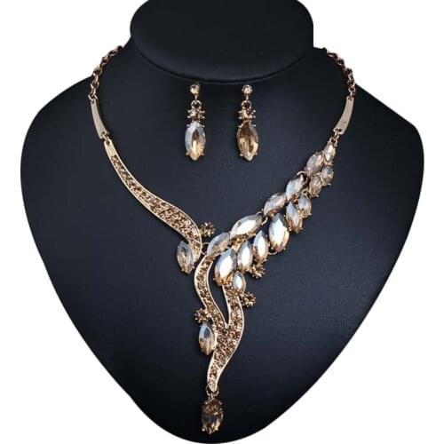 Fashion Luxury Jewelry Sets Water Drop Artificial Crystal Pendants Necklace Hanging Earring Jewelry Sets for Women