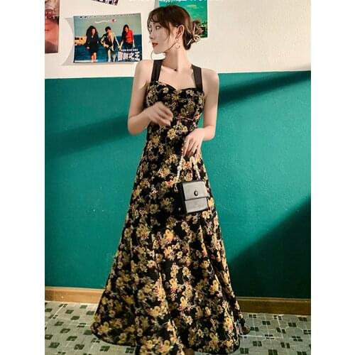 Summer New Korean Version Of Ins Retro Womens Net Red With The Same Temperament Dress Bohemia Print Beach Sling Long Dress