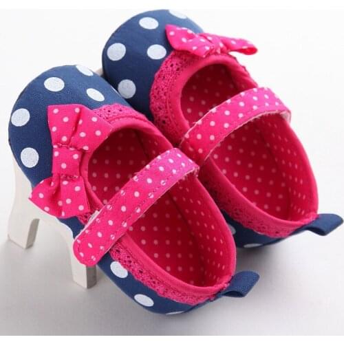 Baby girl baby 0-1 year old princess soft bottom shoes spring and autumn baby toddler shoes