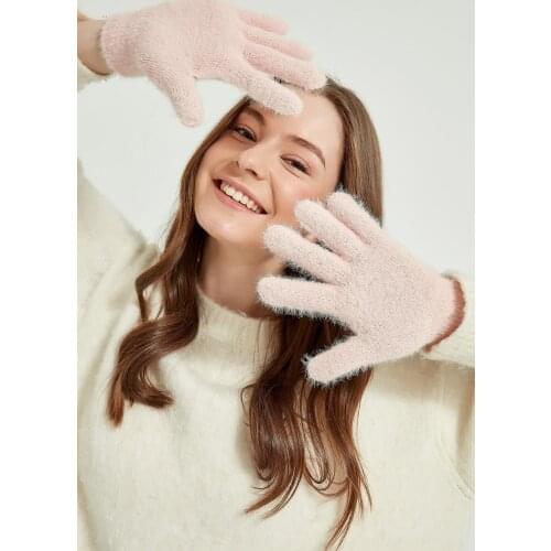 12982 soft Textured Woolen Knitwear Pink Gloves
