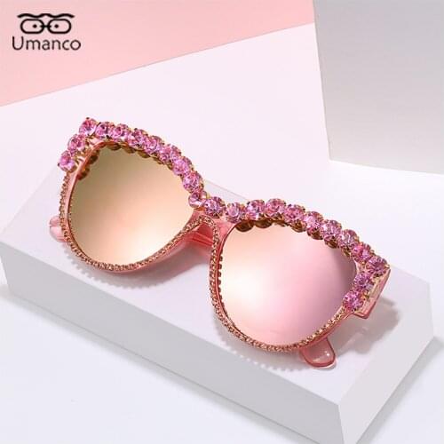 2021 Fashion Rhinestone Sunglasses for Women with Gold Letter PC Frame AC Lens Bling Eyeglasses Brand Designer Female Trip Gift