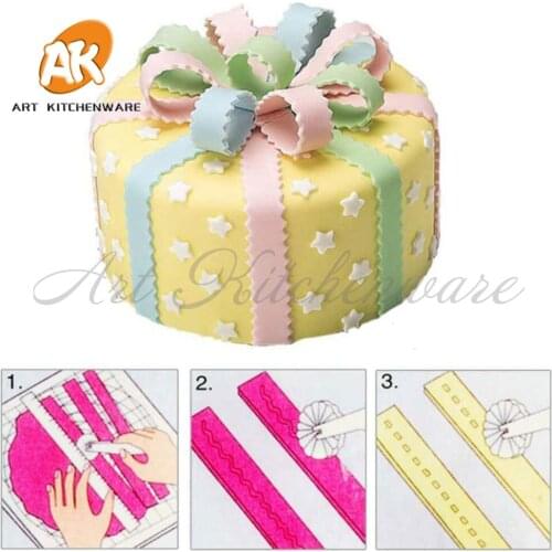 3 interchangeable wheels Embosser/Cutting Wheel Embossing roll cutter with 3 heads Sugar Tools Cake Border Decoration Tool