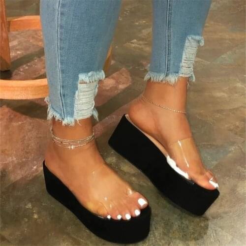 2020 Fashion Ladies Slippers Design Womens Shoes transparent PVC Beach Shoes Womens Flat Shoes Outdoor Non-slip Slippers hot