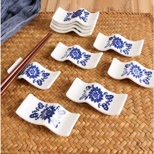 Ceramic chopsticks support blue and white chopsticks stand