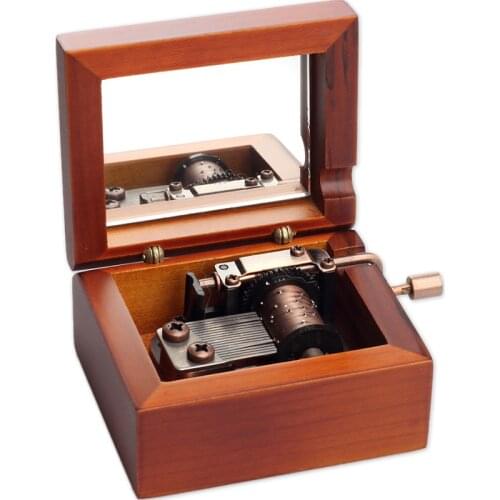 Handmade Retro Hand-Cranked Music Box Japanese Movement Mechanical Wooden Creative 2021 New Year Christmas Holiday Birthday Gift