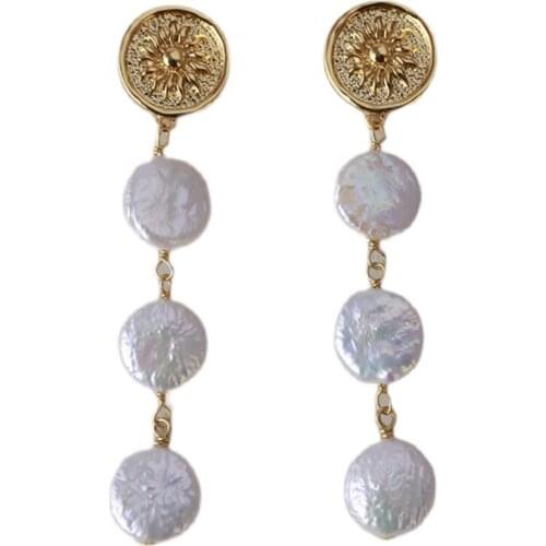 Europe and the United States simple French retro disc embossed sunflower inlaid button Pearl long earrings girl