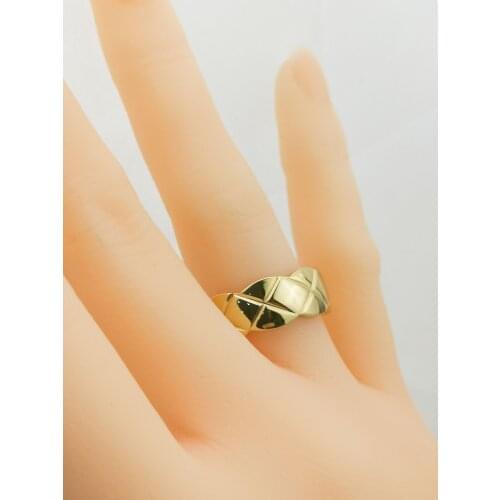 Ring Hot Sell Classic Style Gold Color Luxury Women Fashion Stainless Steel Jewelry