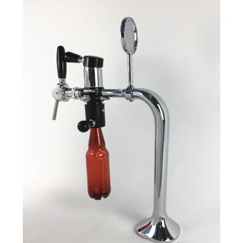 Small and manual counter pressure bottle filler for plastic bottles