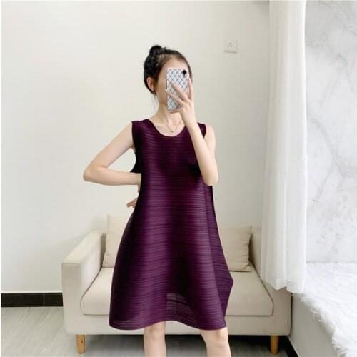 2021 spring and summer new dress Miyake pleated loose big swing skirts casual fashion folda large womens clothing