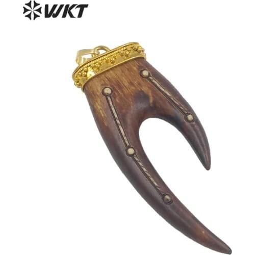WT-P977 2017 Amazing New design Natural resin claw horn pendant, Antique Gold cap boho horn pendant