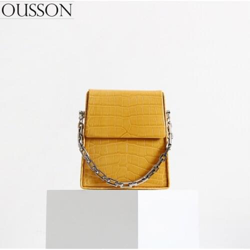 2021 New Handle Bag Exquisite Women Trapezoidal Box Bag High Quality Leather Fashion Crossbody Bag For Women