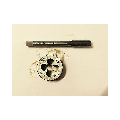 1pc HSS Machine M7 X 0.5mm Plug Tap and 1pc M7 X 0.5mm Die Threading Tool