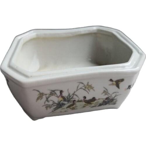 Chinese Old Porcelain Painted Glaze Porcelain Flowerpot