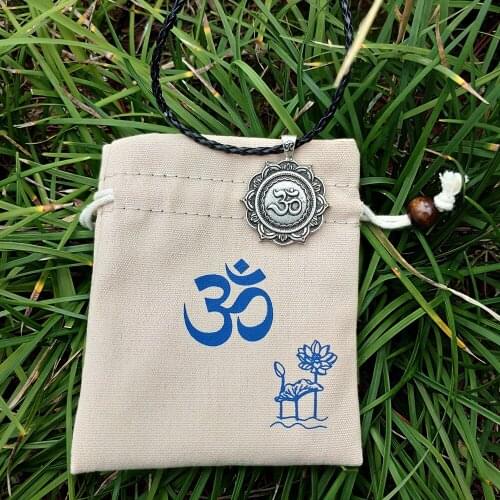 LANGHONG 1pcs Tibet Mandala Necklace Tibet Spiritual Necklace Geometry amulet Religious jewelry