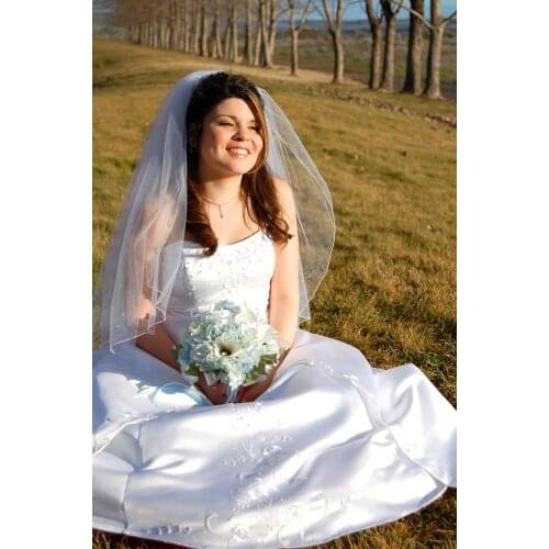 TOPQUEEN V14 Wedding Veil Short Pencil Edge Simple Wedding Veil Bridal Veils Wedding Short Veu Bride Short Wedding Veil One Laye