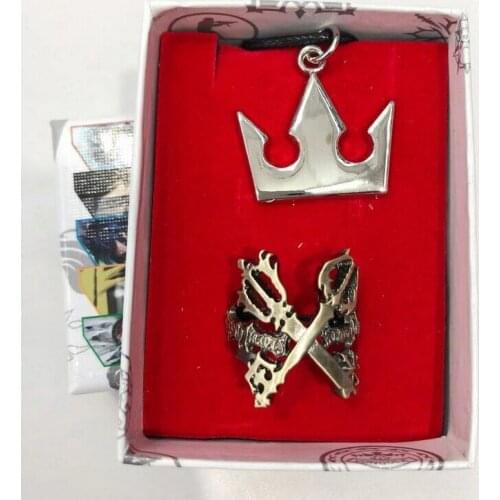 2pcs/set Cartoon Kingdom hearts Sora Roxas cosplay prop metal pendant alloy fashion accessories necklace