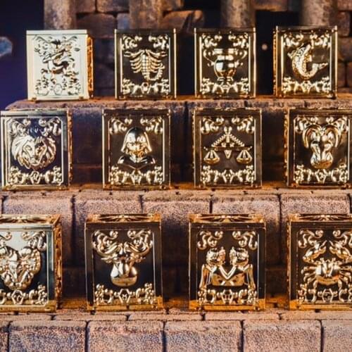 Anime Saint Seiya RH Saint Suitcase Gold Saint Seiya Sea Warrior Silver Saint Suitcase Ornaments Collection Gift