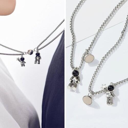 2pcs Couple Magnetic Necklace Astronaut Pendant Long Distance Matching Charm Heart Star Sun Choker Lover Valentines Day Gifts