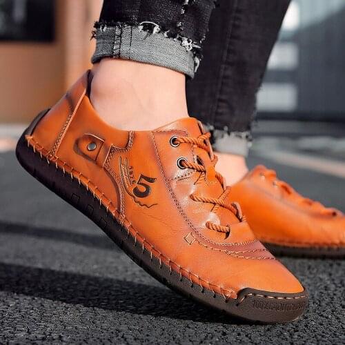 New Men Fashion Casual Genuine Leather Comfortable Loafers Mens Moccasins Slip On Outdoor Driving Flat Leisure Sneakers