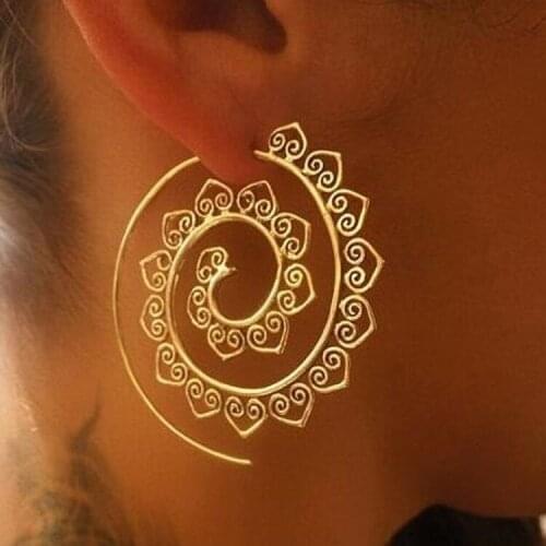 New Oval Spiral Earrings Exaggerate Spiral Spiral Gear Shaped Heart-shaped Retro Earrings Personality Girl Hip Hop Party Jewelry