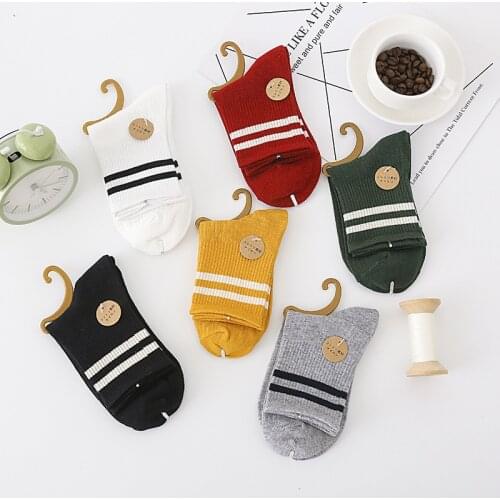 2020 Funny Cute Japanese High School Girls Cotton Loose Striped Crew Socks Colorful Womens Woman Harajuku Designer Short Socks