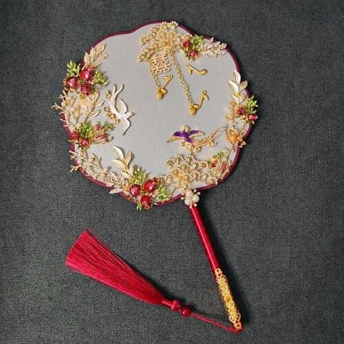 Bride gift wedding fan out of hand holding flowers Chinese ancient wind group fan show handmade magpie fan decorative fan